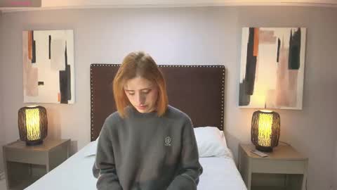 Seraphine star online show from October 2, 2025, 3:24 am