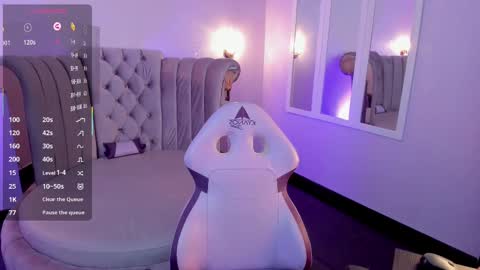 Snapshot of seren_bleck chatting on February 28, 2025, 7:48 am Seren Follow me online show from February 28, 2025, 7:48 am