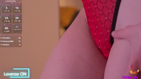 Snapshot of serena_bennet chatting on January 25, 2025, 11:11 pm Serena online show from January 25, 2025, 11:11 pm