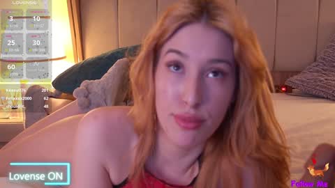 Snapshot of serena_bennet chatting on January 26, 2025, 2:14 am Serena online show from January 26, 2025, 2:14 am