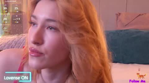 Snapshot of serena_bennet chatting on February 20, 2025, 10:15 pm Serena online show from February 20, 2025, 10:15 pm