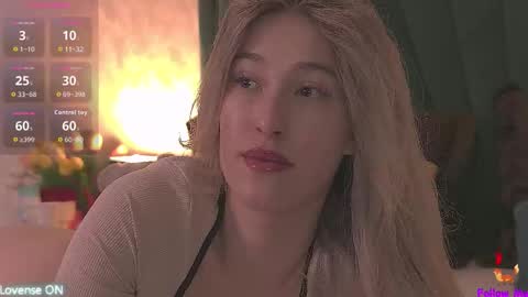 Snapshot of serena_bennet chatting on October 14, 2025, 11:33 am Serena online show from October 14, 2025, 11:33 am