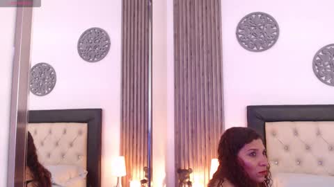 Serena online show from September 9, 2025, 11:21 am