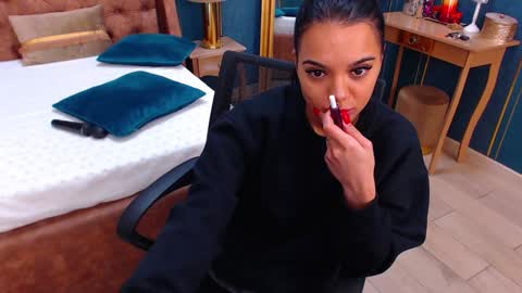 Snapshot of serena_mendez chatting on January 25, 2025, 12:58 pm Serena online show from January 25, 2025, 12:58 pm
