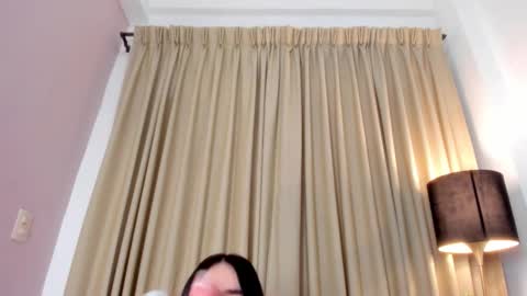 Snapshot of serenaaveline chatting on September 14, 2025, 2:49 pm serenaaveline online show from September 14, 2025, 2:49 pm