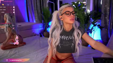 Snapshot of serene_sophiex chatting on January 29, 2025, 9:17 pm Serene Sophiex online show from January 29, 2025, 9:17 pm