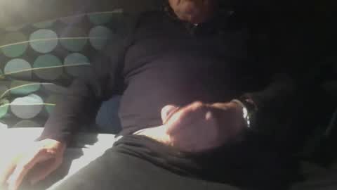 serge8413 online show from March 9, 2025, 5:22 am