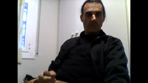 Snapshot of servamp77 chatting on February 17, 2025, 5:10 pm servamp77 online show from February 17, 2025, 5:10 pm