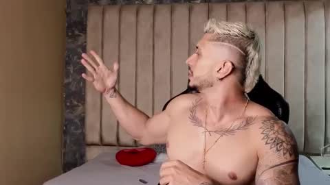Snapshot of seth_vega_ chatting on March 11, 2025, 11:15 pm HEY IM SETH online show from March 11, 2025, 11:15 pm