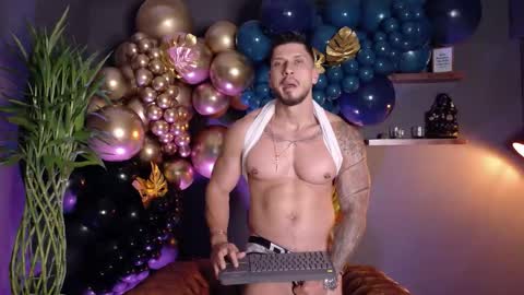 Snapshot of seth_vega_ chatting on October 28, 2025, 9:39 pm HEY IM SETH online show from October 28, 2025, 9:39 pm