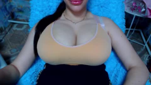 Snapshot of seu_cute chatting on November 15, 2025, 12:56 pm seu_cute online show from November 15, 2025, 12:56 pm