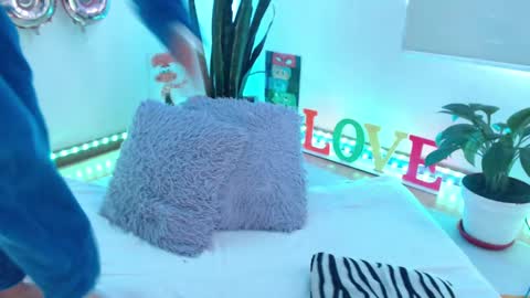 samy online show from September 18, 2025, 6:32 pm