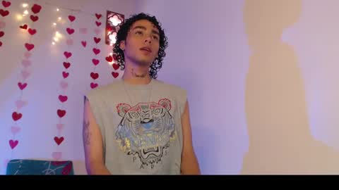 Snapshot of seven7xis chatting on February 10, 2025, 9:04 pm Alexis online show from February 10, 2025, 9:04 pm