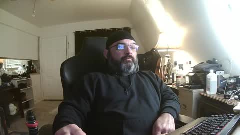 Snapshot of seveninchrichard chatting on February 19, 2025, 10:23 am Seven online show from February 19, 2025, 10:23 am