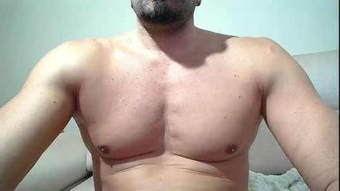 Snapshot of sex_machine_19 chatting on October 28, 2025, 12:41 pm SEX MACHINE 19 online show from October 28, 2025, 12:41 pm