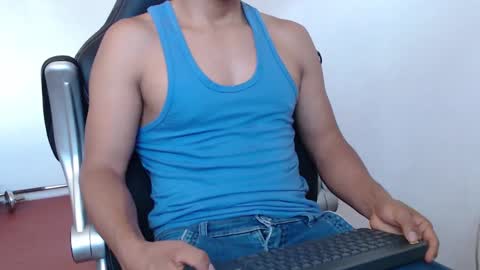 Snapshot of sexatlexx chatting on December 31, 2024, 1:52 pm arnold online show from December 31, 2024, 1:52 pm