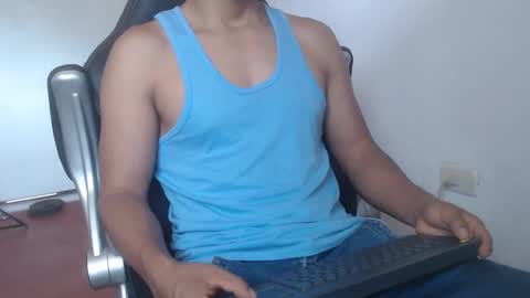 Snapshot of sexatlexx chatting on January 24, 2025, 2:19 pm arnold online show from January 24, 2025, 2:19 pm
