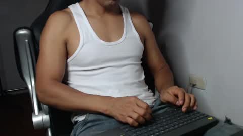 Snapshot of sexatlexx chatting on February 20, 2025, 2:40 am arnold online show from February 20, 2025, 2:40 am