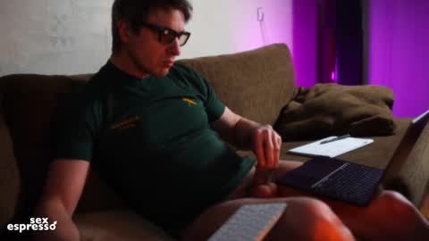 Snapshot of sexespresso chatting on February 14, 2025, 3:47 pm Thank you for Birthday Wishes online show from February 14, 2025, 3:47 pm