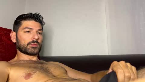 Lucenzo  online show from October 21, 2025, 8:26 am