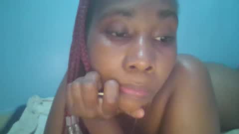 Snapshot of sexie_curvie chatting on March 5, 2025, 7:38 am Maggie online show from March 5, 2025, 7:38 am