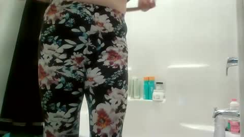 Snapshot of sexislitpuss69 chatting on January 1, 2025, 7:43 pm sexislitpuss69 online show from January 1, 2025, 7:43 pm