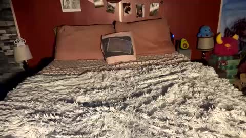 sexiwhiskey699 online show from January 8, 2025, 8:38 am