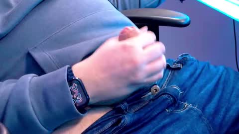 Snapshot of sexonme1982 chatting on February 22, 2025, 10:42 pm Masturbateforyou online show from February 22, 2025, 10:42 pm