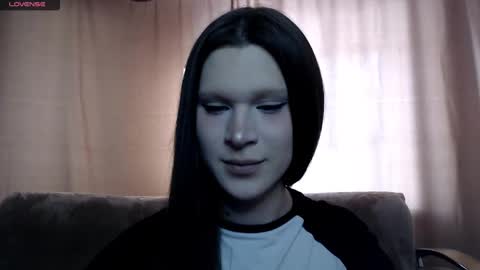 Snapshot of sexpired_princess chatting on February 18, 2025, 6:37 am Nextdoor Princess online show from February 18, 2025, 6:37 am