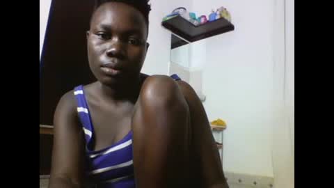 Snapshot of sexqueen02 chatting on February 3, 2025, 10:58 am sexqueen02 online show from February 3, 2025, 10:58 am