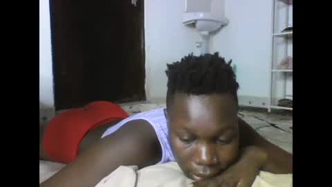 Snapshot of sexqueen02 chatting on February 21, 2025, 4:18 am sexqueen02 online show from February 21, 2025, 4:18 am