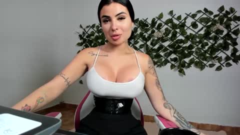 Snapshot of sexual_addiction chatting on December 12, 2024, 3:37 pm SARA online show from December 12, 2024, 3:37 pm