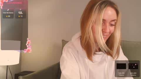 Snapshot of sexuallycorrect chatting on January 24, 2025, 5:53 pm Ray New video in bio online show from January 24, 2025, 5:53 pm