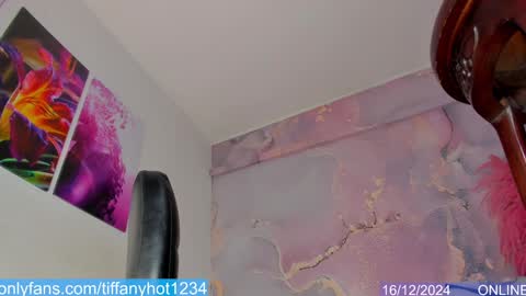 Tifanny Benitez  online show from December 16, 2024, 9:31 pm