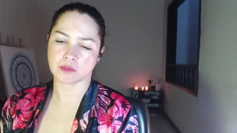 Snapshot of sexwwoman chatting on January 6, 2025, 11:09 pm CHIARA online show from January 6, 2025, 11:09 pm