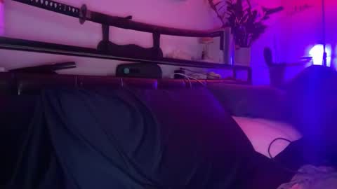 Snapshot of sexxfreak21 chatting on October 19, 2025, 11:16 pm sexxfreak21 online show from October 19, 2025, 11:16 pm