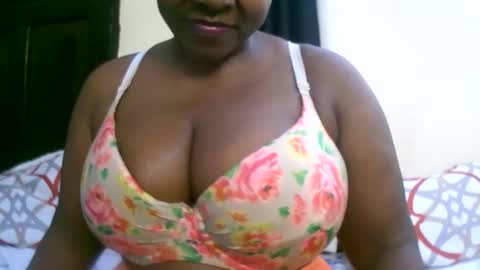 sexxi_ebony online show from October 29, 2025, 9:44 am