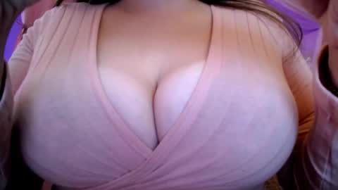 Snapshot of sexxxyprincess chatting on December 18, 2025, 2:50 am Princess online show from December 18, 2025, 2:50 am