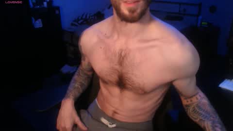 SiuL online show from November 2, 2025, 9:00 am