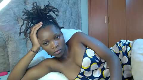 Snapshot of sexxy_santa chatting on December 5, 2024, 8:00 am Santa online show from December 5, 2024, 8:00 am