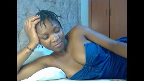 Snapshot of sexxy_santa chatting on March 4, 2025, 11:32 pm Santa online show from March 4, 2025, 11:32 pm