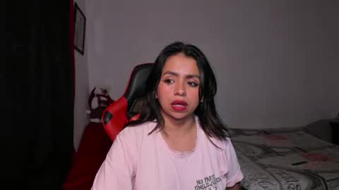 Snapshot of sexxyhot23 chatting on November 24, 2025, 4:01 am LINDA online show from November 24, 2025, 4:01 am