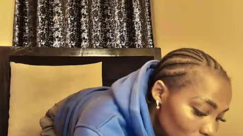 ivy online show from October 19, 2025, 9:04 pm