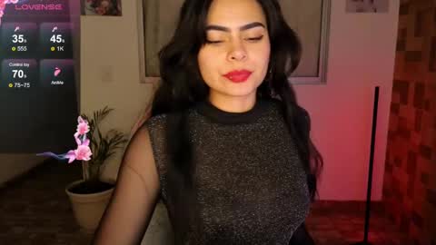 Snapshot of sexxylady__ chatting on February 20, 2025, 8:06 am Angie online show from February 20, 2025, 8:06 am