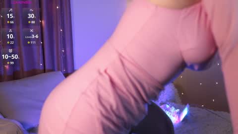 Snapshot of sexy_blonde_doll chatting on January 25, 2025, 4:45 am Lina online show from January 25, 2025, 4:45 am