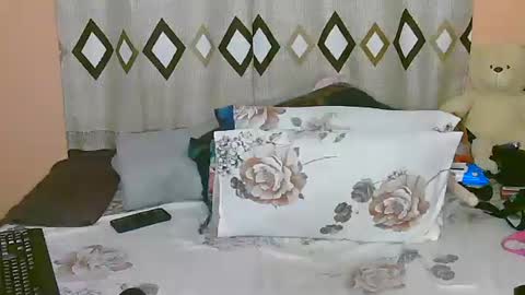 Snapshot of sexy_bluegirl chatting on November 26, 2025, 12:55 am sexy_bluegirl online show from November 26, 2025, 12:55 am