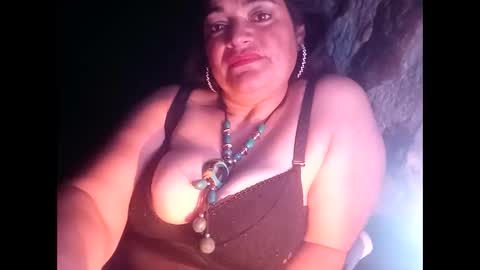 Camy Yamy online show from March 2, 2025, 4:28 am