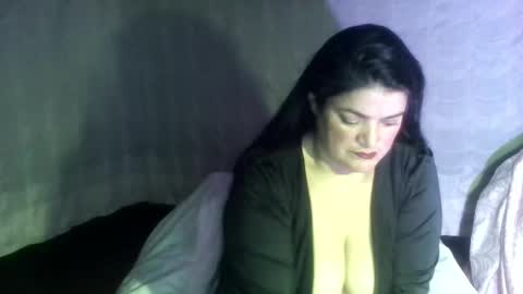 Camy Yamy online show from September 22, 2025, 1:18 am