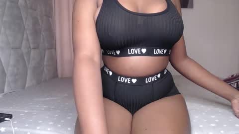 Snapshot of sexy_chocolata chatting on September 19, 2025, 9:32 am chocolata online show from September 19, 2025, 9:32 am