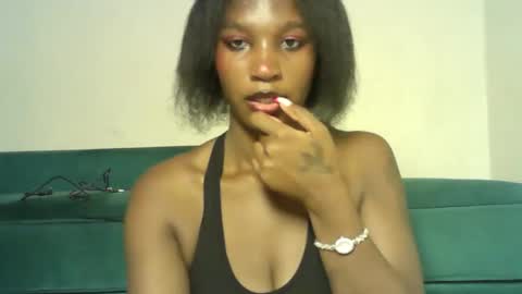 sexy_chocoy05 online show from November 17, 2025, 4:13 pm